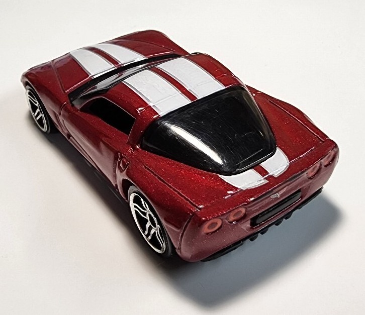 2007 Hot Wheels Mystery Red C6 Corvette 1/64 Diecast/Plastic Chevy