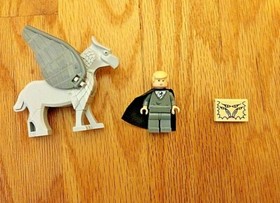 LEGO Harry Potter 4750 Draco's Encounter with Buckbeak Complete Minifigs Manual