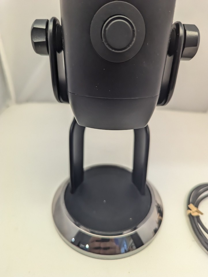 Blue Microphones Yeti X USB Microphone Black Tested Working In Box