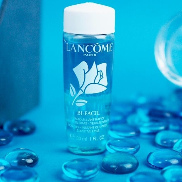 Lancome Paris THE ICONS Beauty Gift Set Worth £106 Multibuy Free