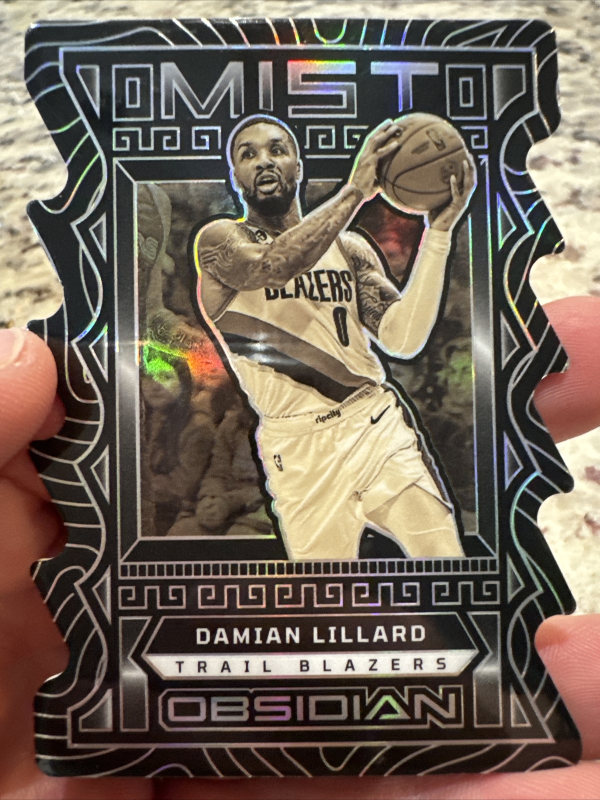2022-23 Panini Obsidian Damian Lillard Mist SSP Case Hit