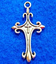 50Pcs. WHOLESALE Tibetan Silver CROSS Crucifix Charms Pendants Ear Drops Q0622