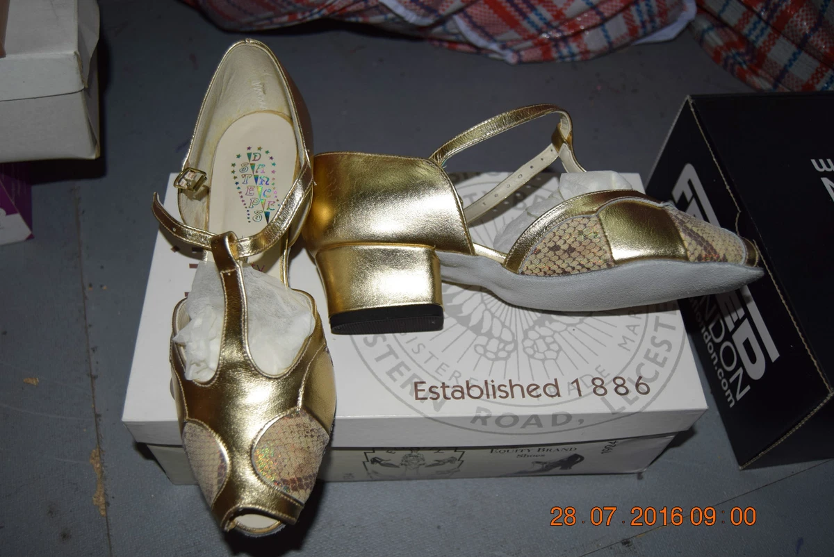 Share 133+ equity dance shoes best kenmei.edu.vn