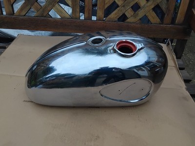 BSA A65 THUNDERBOLT = USA SPEC PETROL TANK