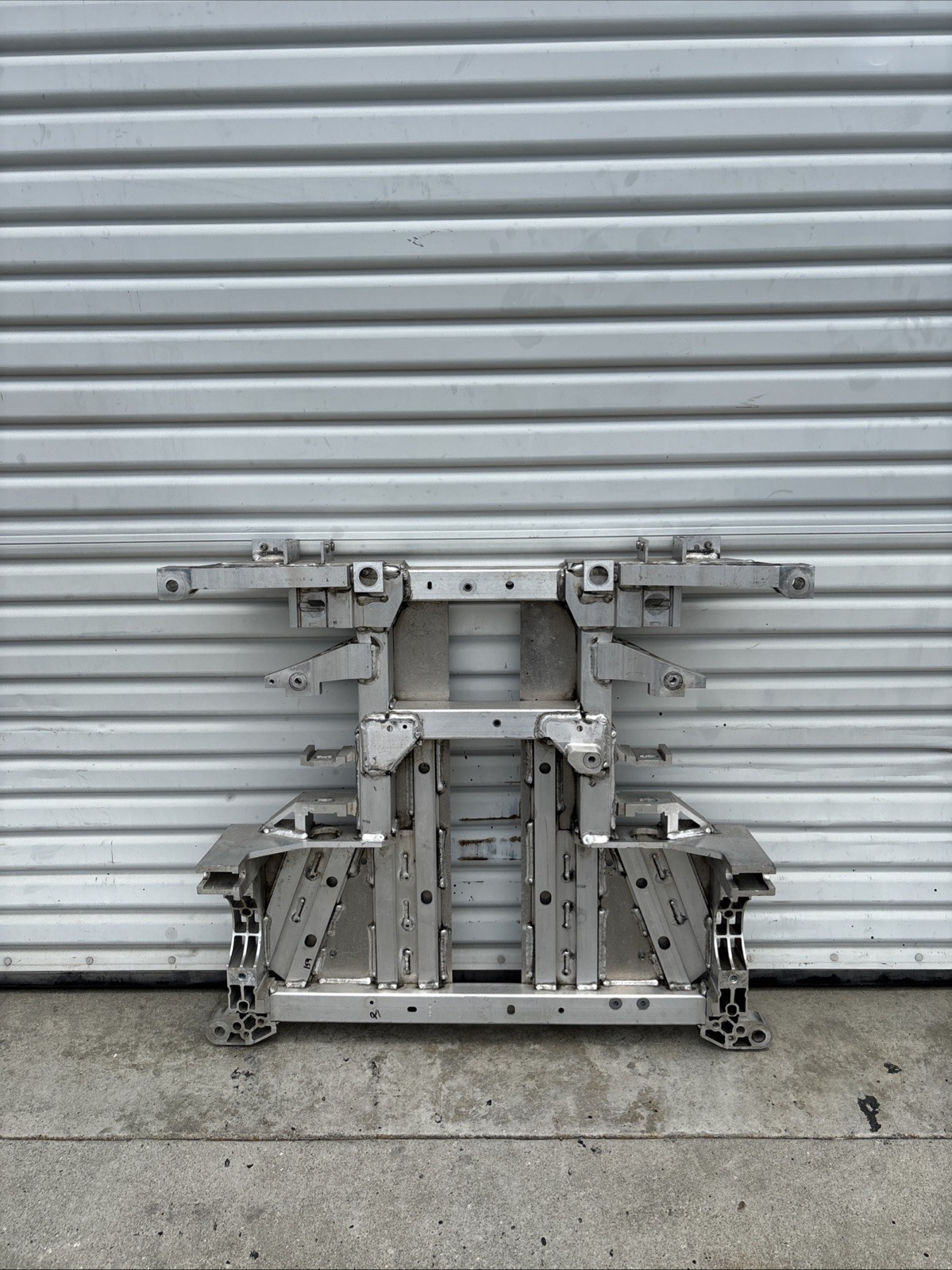 ✅RIVIAN R1 FRONT CRADLE ENGINE MOTOR SUBFRAME CROSSMEMBER K-FRAME OEM