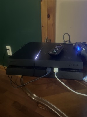 Sony PlayStation 4 Console - 500 GB (CUH1215A)