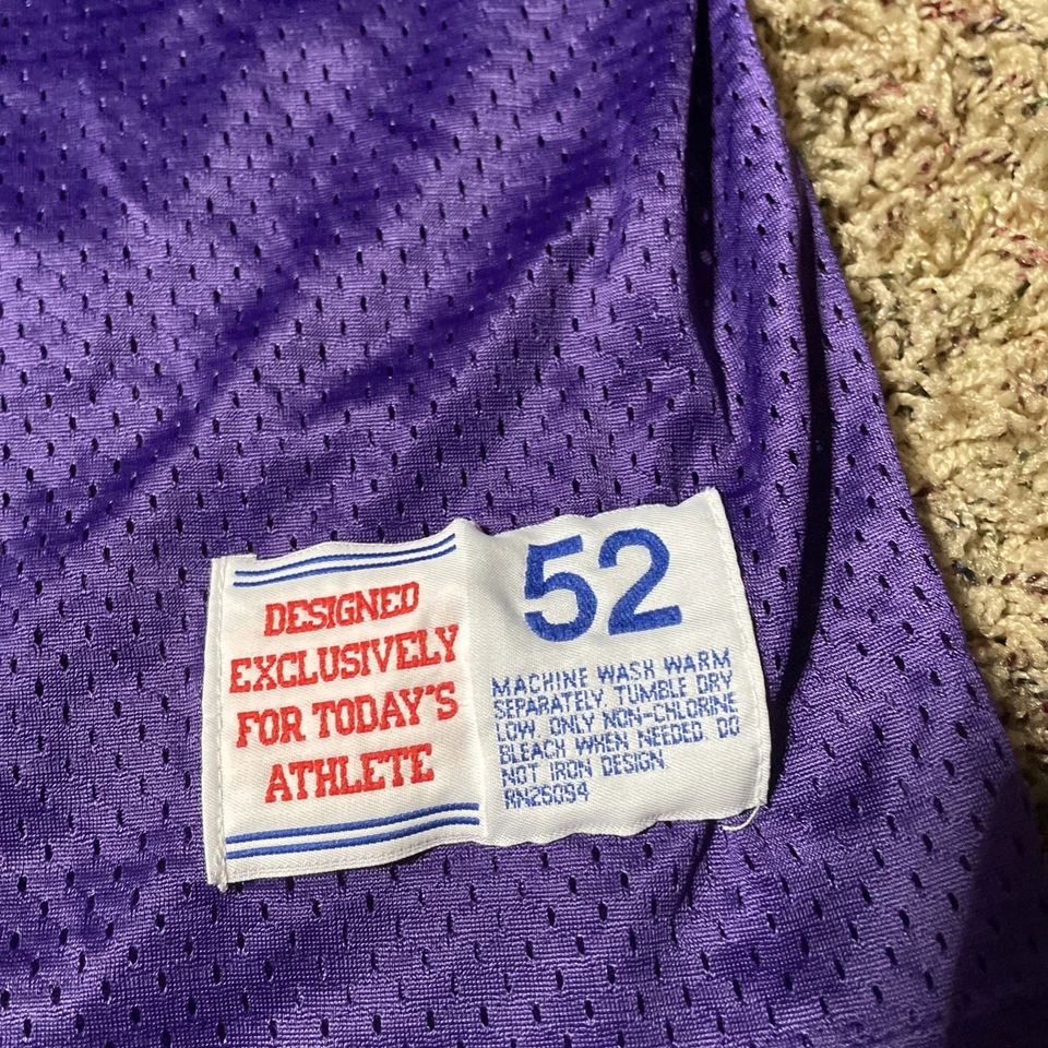 Vintage Hanes Utah Jazz Karl Malone #32 Jersey Purple Mens 52 XXL 2XL NBA 90s - Image 3 of 4