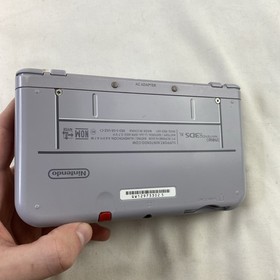 New Nintendo 3DS XL SNES Edition Gray Handheld Console