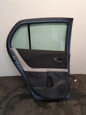 Porte arrière et accessoires Toyota YARIS
