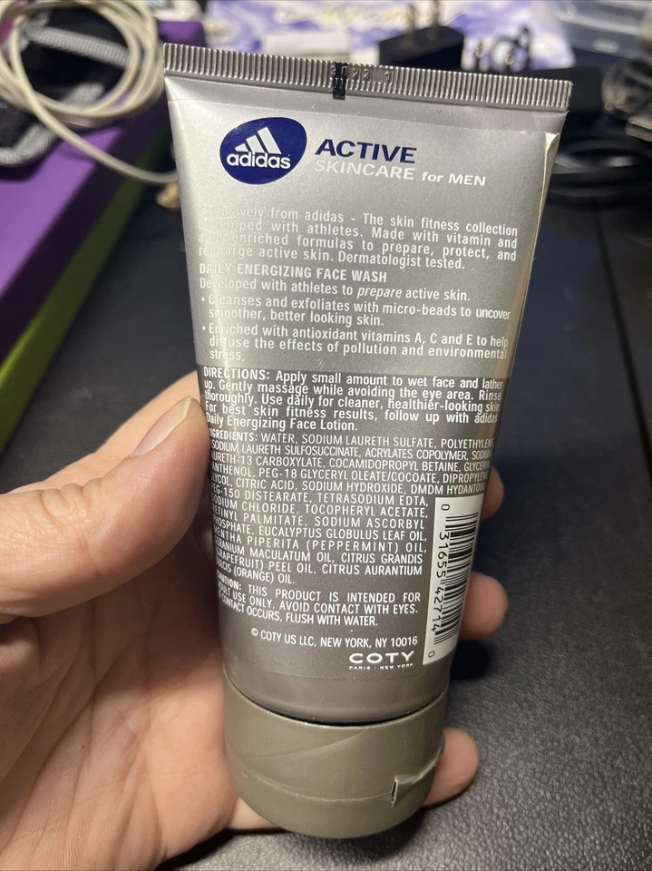 Adidas ACTIVE SKINCARE For HOMBRE Jabón Facial Energizante Diario 5oz / 150ml NUEVO (Y25) Foto 2 de 3
