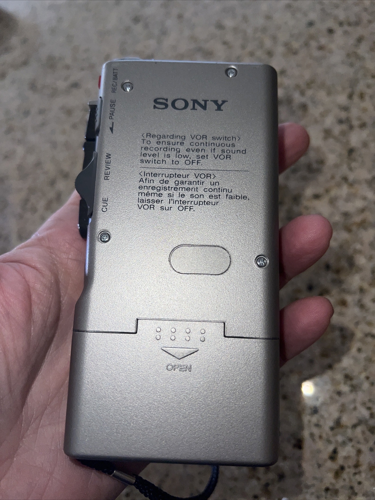 Sony Clear Voice M530V VOR Microcassette Corder Voice Operated Tested