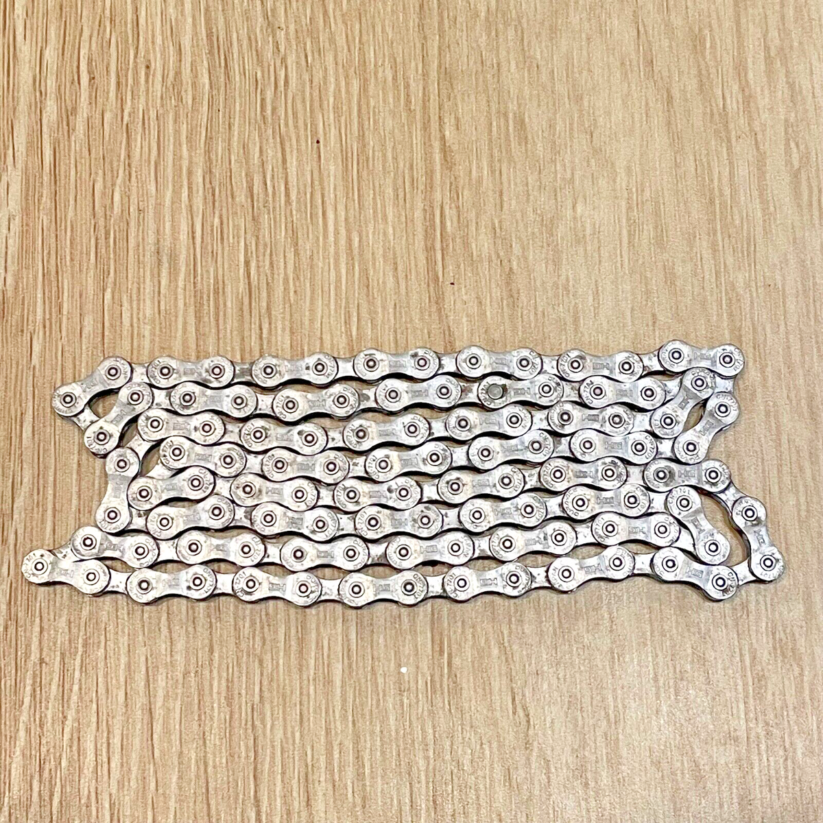 Shimano Dura Ace XTR CN 7701 Super Narrow chain 104 link 9 Speed