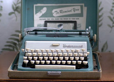 underwood typewriter vintage thumbnail