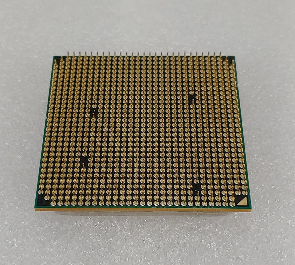 AMD FX-4100 (FD4100WMW4KGU) 3.6GHz Quad-Core 8MB Socket AM3+ CPU - Image 2 of 2