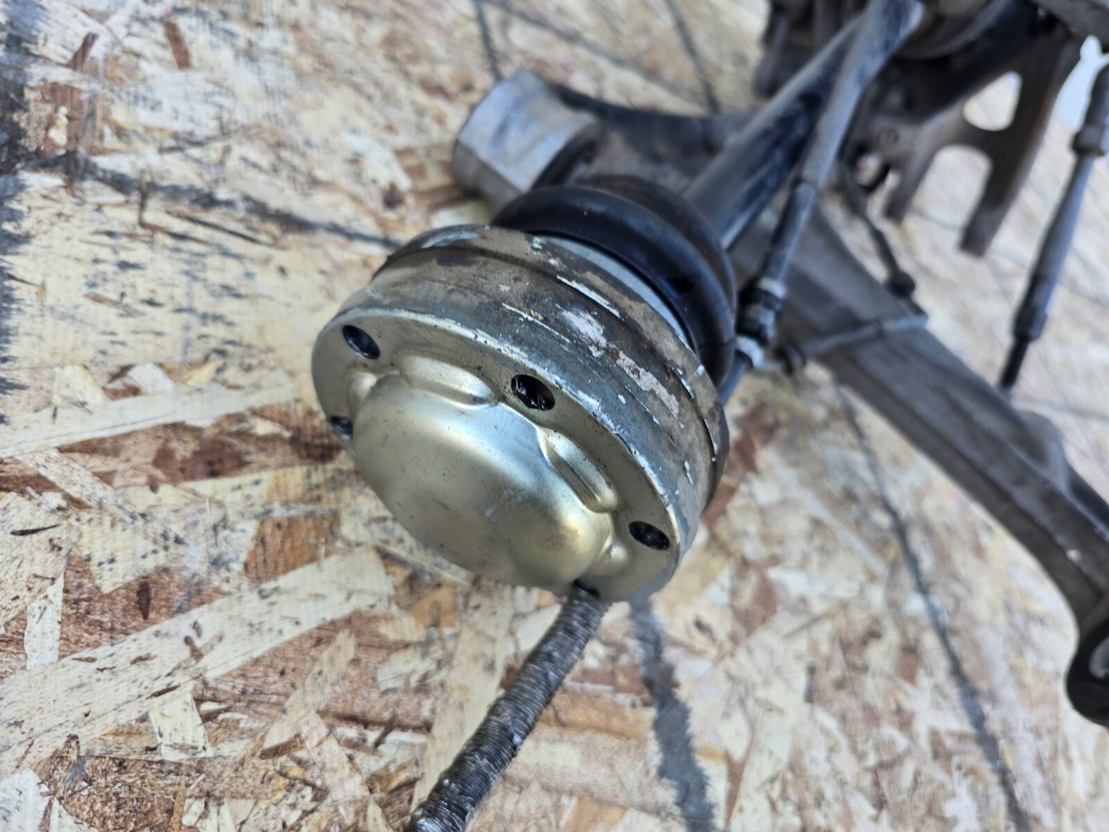 REAR RIGHT SPINDLE STEERING KNUCKLE 119k 08-19 MASERATI GRANTURISMO 4.7L