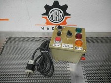 CARLON E989RRY E987R Box & Siemens (3) 3SB1400-2A (2) 3SB1400-0B (1) 3SB1400-0A