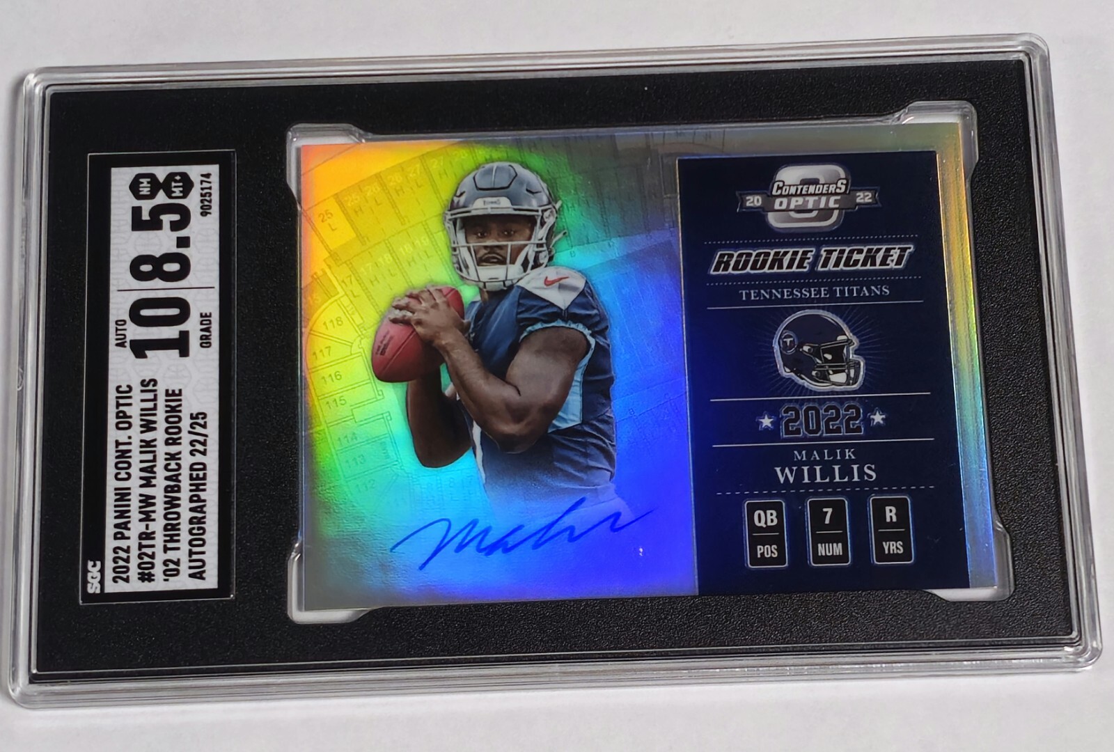 Malik Willis Panini Contenders Optic Contenders Throwback Rookie Autographs #02TRMW Base