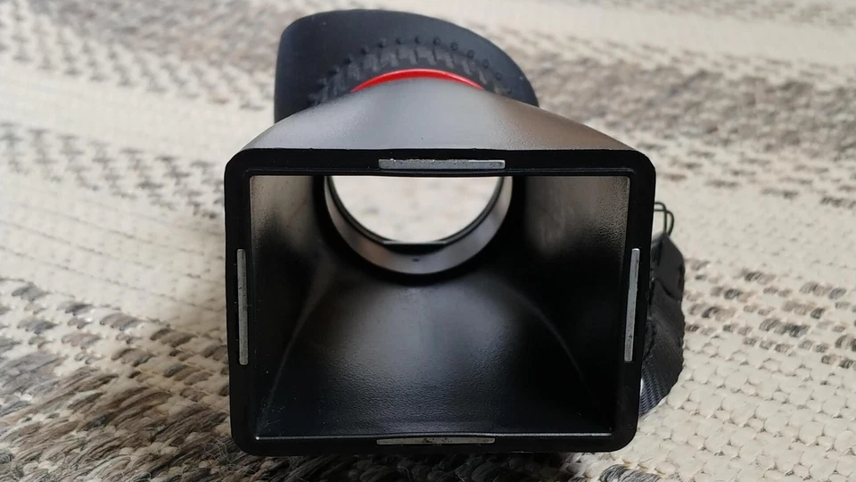 Visor Canon 7D o Canon 5D - Visor MEIKE Foto 4 de 4