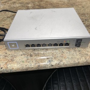Ubiquiti Networks POE UniFi 8 Port Ethernet Switch - US-8-150w