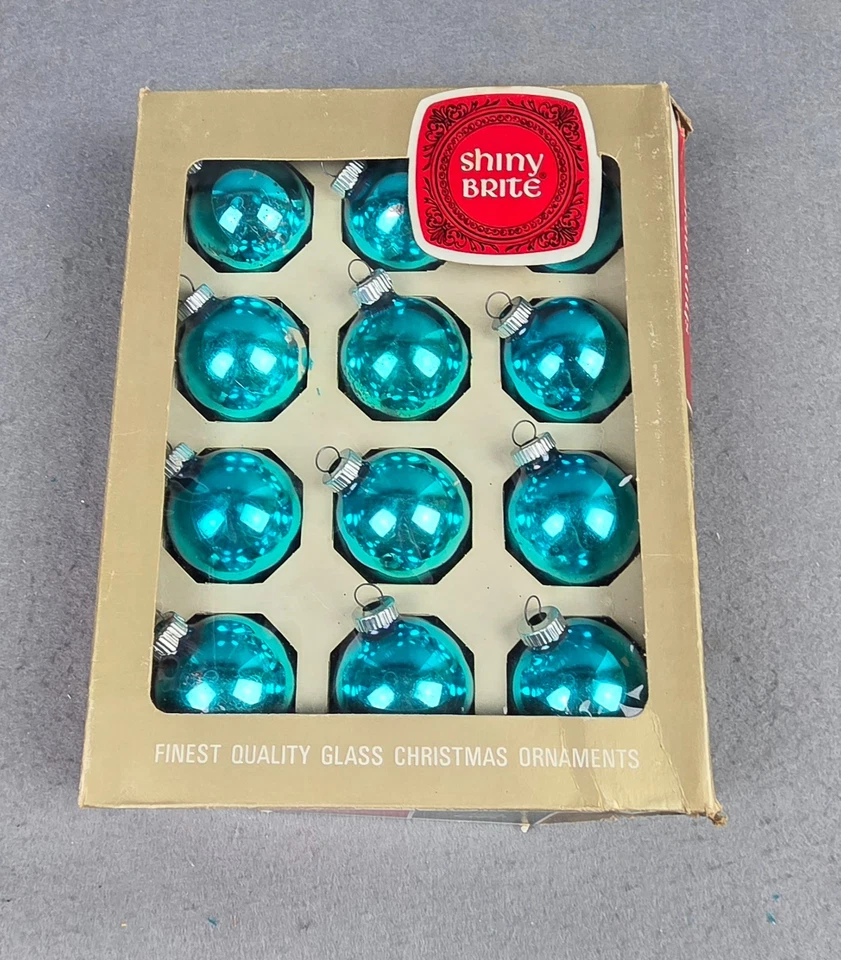 12 adornos navideños vintage brillantes Brite vidrio mercurio azul con caja 1967 Foto 2 de 4