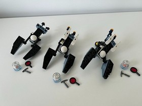 LEGO 4742 Alpha Team Mission Deep Freeze: Chill Speeder, 2 complete sets, 1extra