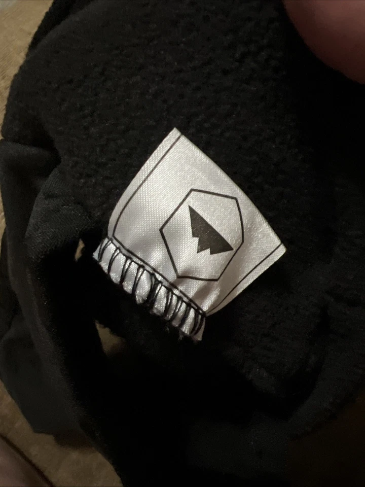 Forro de casco de ciclismo de lana negro Foto 3 de 4