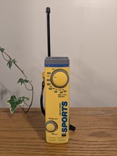 Sports Stylish AM/FM Pocket Radio Hand Strap 1990's Vintage 90s Rubber Antenna
