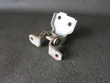 Suzuki Splash 2008-14 O/S Drivers Front Door Bottom Hinge White 26UB