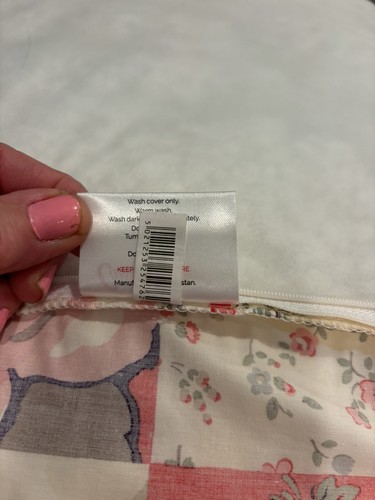 Cath Kidston London Pillow Ruby Patchwork Cottage Roses 24x24 - Picture 6 of 7