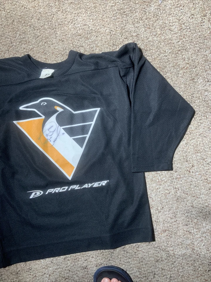 Camiseta deportiva de práctica de jugador profesional Jaromir Jagr de colección L/XL niños pingüinos (firmada no Jagr) Foto 3 de 4