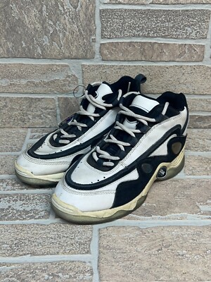 Vintage Sega Sports Shoes Mens Size 6 with Original Tag