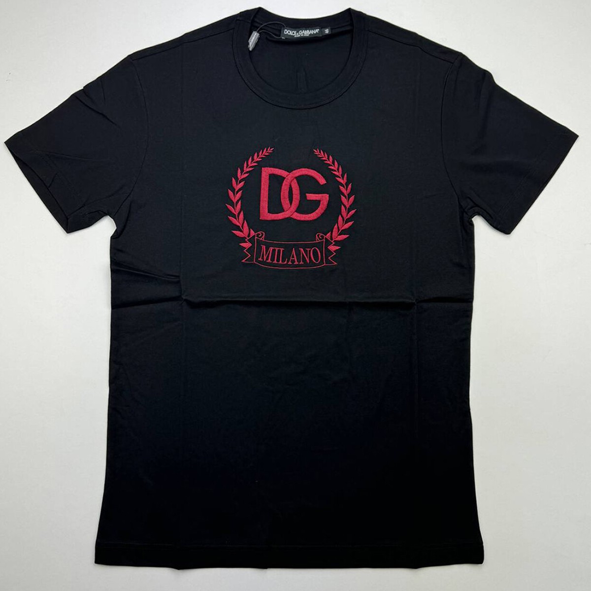 DOLCE & GABBANA メンズ MILANO ロゴ Tシャツ Dolce & Gabbana Men's Milano Logo Embroidered T-shirt Black