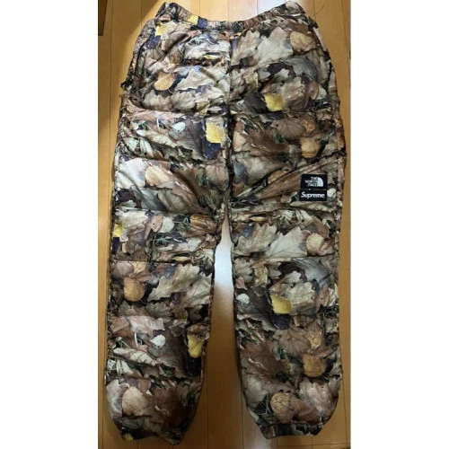 [Supreme x North Face] pantalon de nuptse Reeves