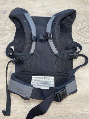 Ergobaby Performance Baby Carrier Black and Gray Adjustable 12-45 Pounds - Picture 3 of 6
