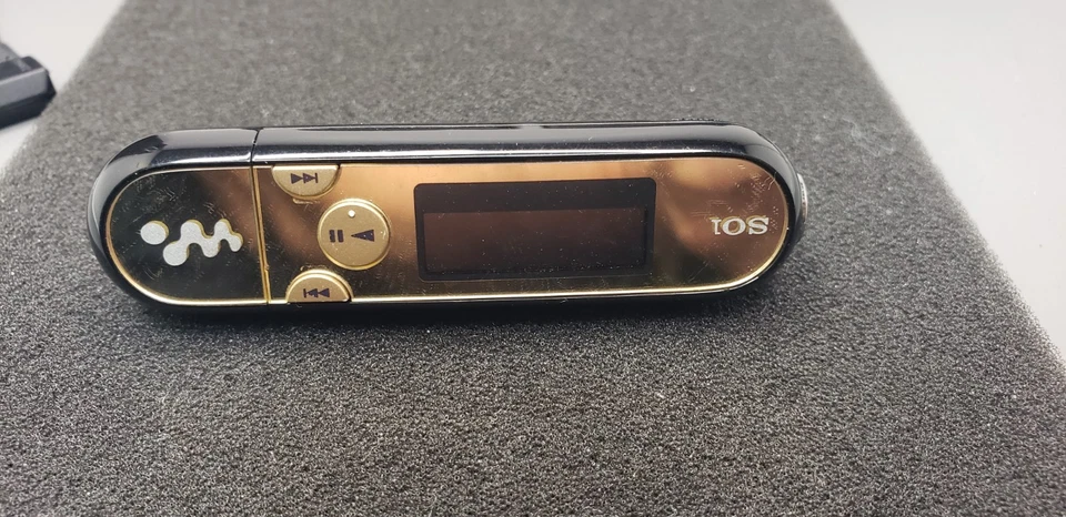 Sony Walkman NW-E043 MP3 2G negro Foto 4 de 4