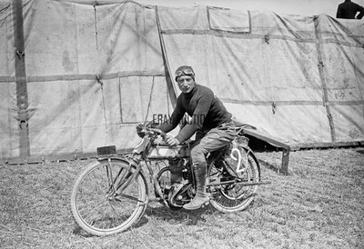 Jean Thomann factory racer Froment 1921 French Grand Prix press photo racing