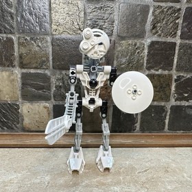 Lego Bionicle Toa Mata Kopaka (8536) 2001 - Complete With 1 Substitute Piece