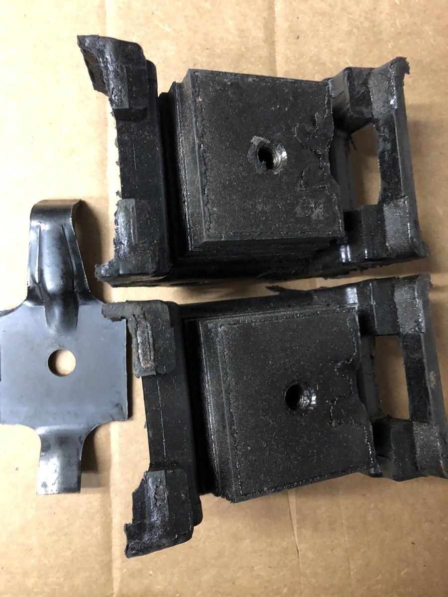 65 66 67 68 69 70 71 72 CHEVY MOTOR MOUNTS 6 CYL 250 ENGINE WITH 1