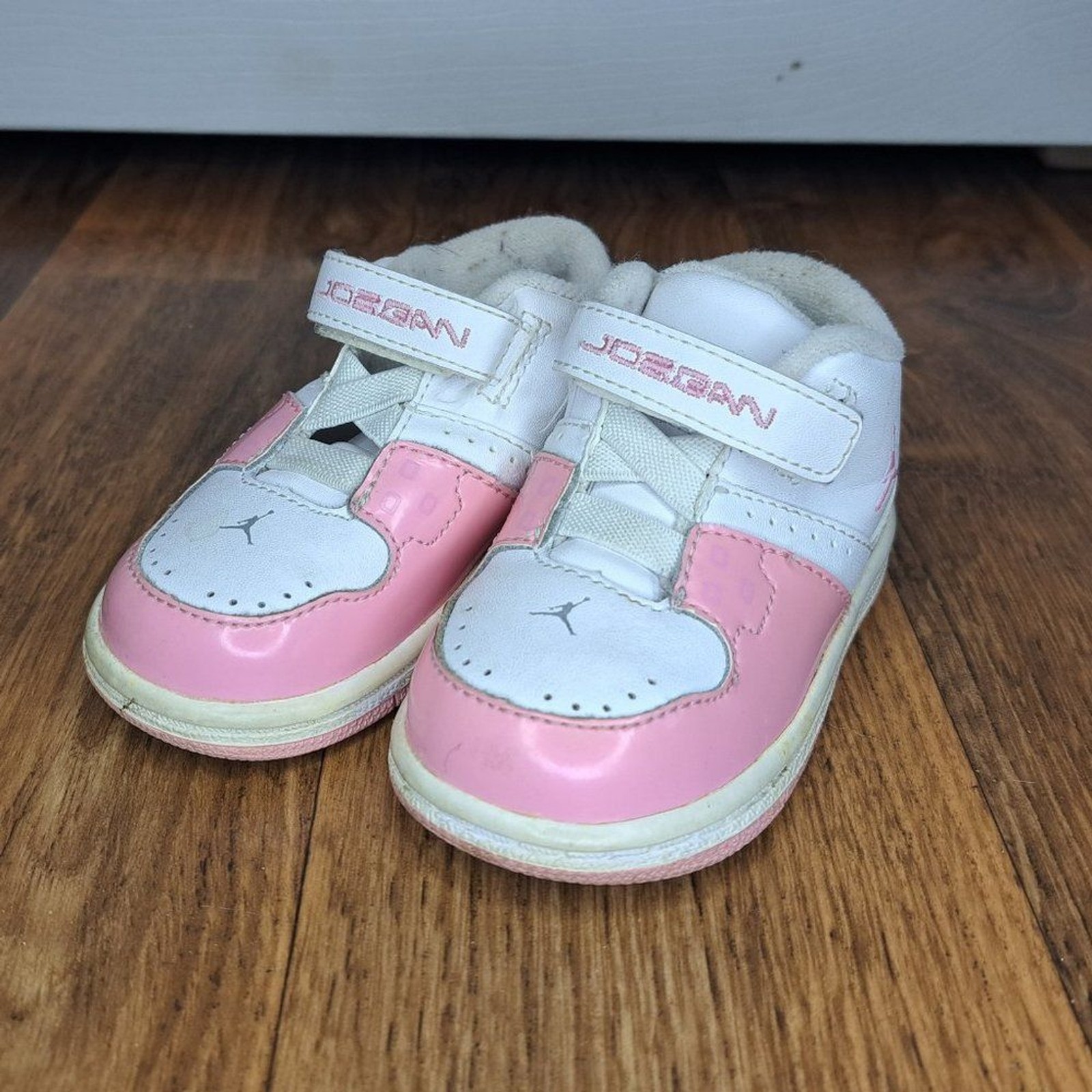 Jordan Baby Infant Girl's Hook and Loop Sneakers Pink and White Size 4C