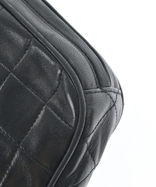 Chanel Shoulder Bag Crossbody bag Leather Black Gold Hardware Ladies Accessories-image