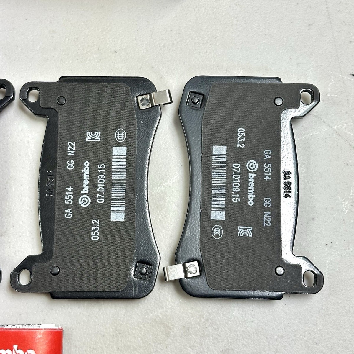 OEM 17-20 Tesla Model 3Y BREMBO High Performance Front Brake Pads