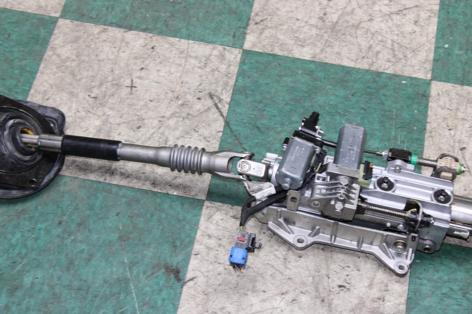 Maserati Quattroporte 2014-2020 Steering shaft