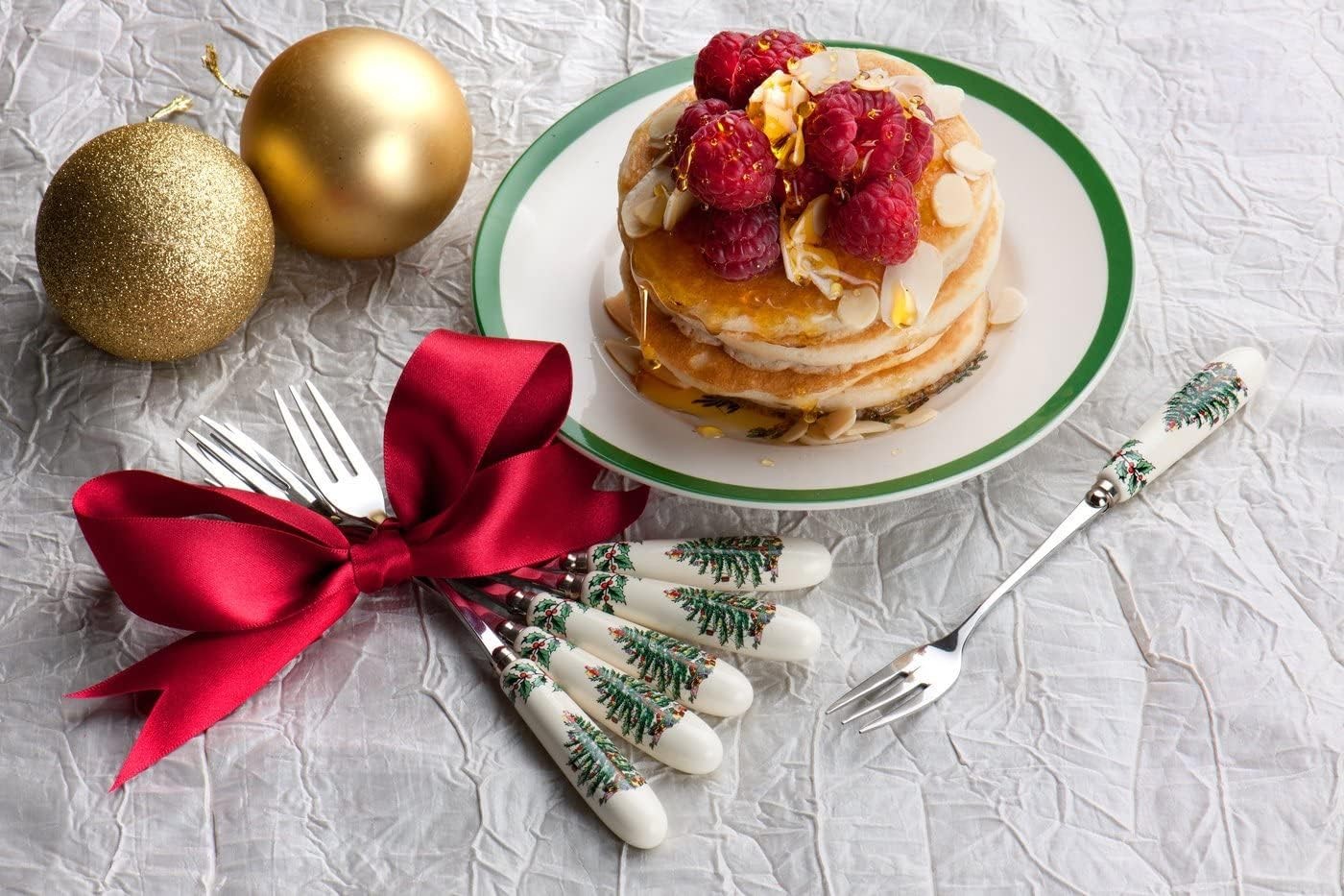 Spode Christmas Tree 6.5 Bread and Butter Plate (Set of 4) - Festive Holiday