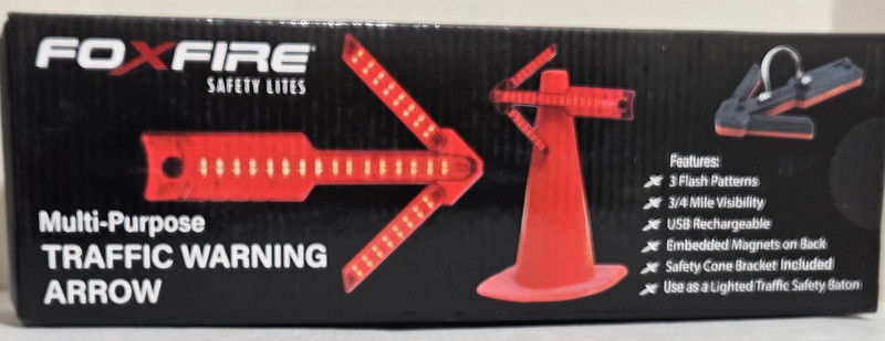 Foxfire Traffic Warning Arrow 3 Flash Patterns Visible 3/4 Mile 6004230