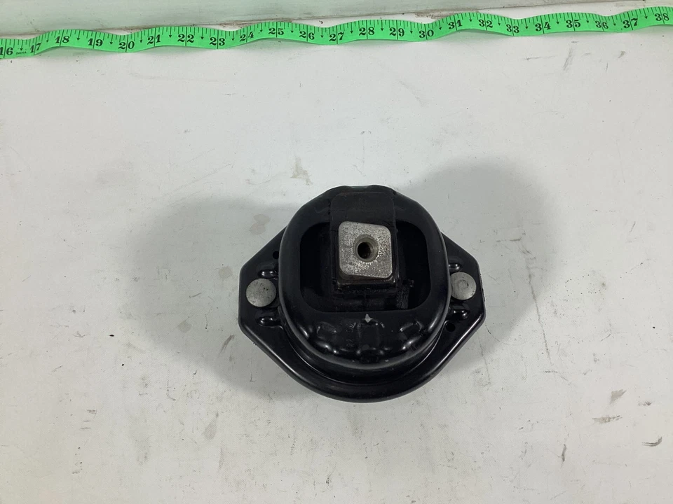 Soporte de montaje del motor BMW 750I 750LI E65 E66 2006-2008 HL9530 OEM. Foto 2 de 4