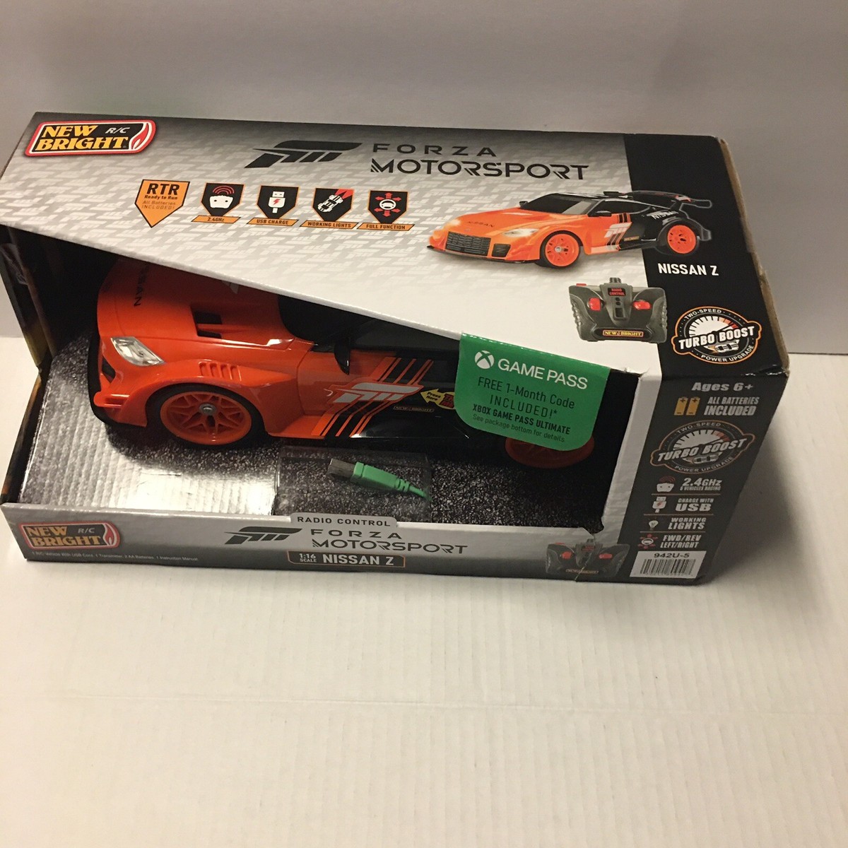 プロポ付き　RCカー New Bright Nissan Z Forza Motorsport 1:16 RC Car + 1 Month