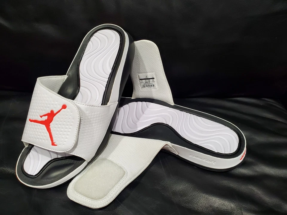 MNs US 7 11 13=8 12 14 WMNs AIR JORDAN Hydro V RARE SlidesBLKwht NIKE 820257 121 - Image 2 of 4