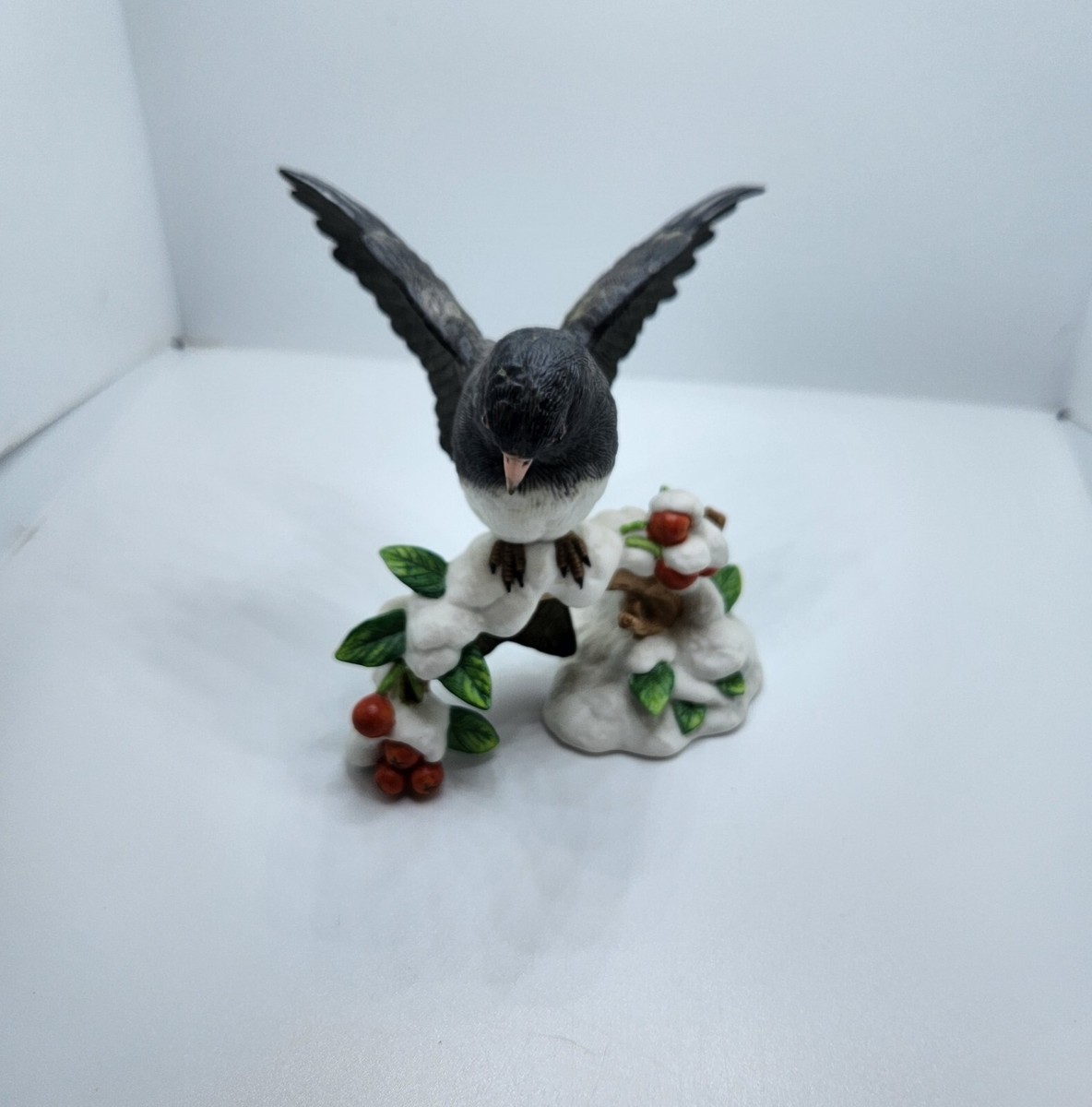 Vintage Lenox Fine Porcelain Dark-Eyed Junco Figurine 1991 Garden