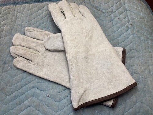 12 PAIR PACK LARGE 14" LONG GREY COWHIDE WELDING GLOVES W/ WING THUMB NOB (CT) - Picture 4 of 6