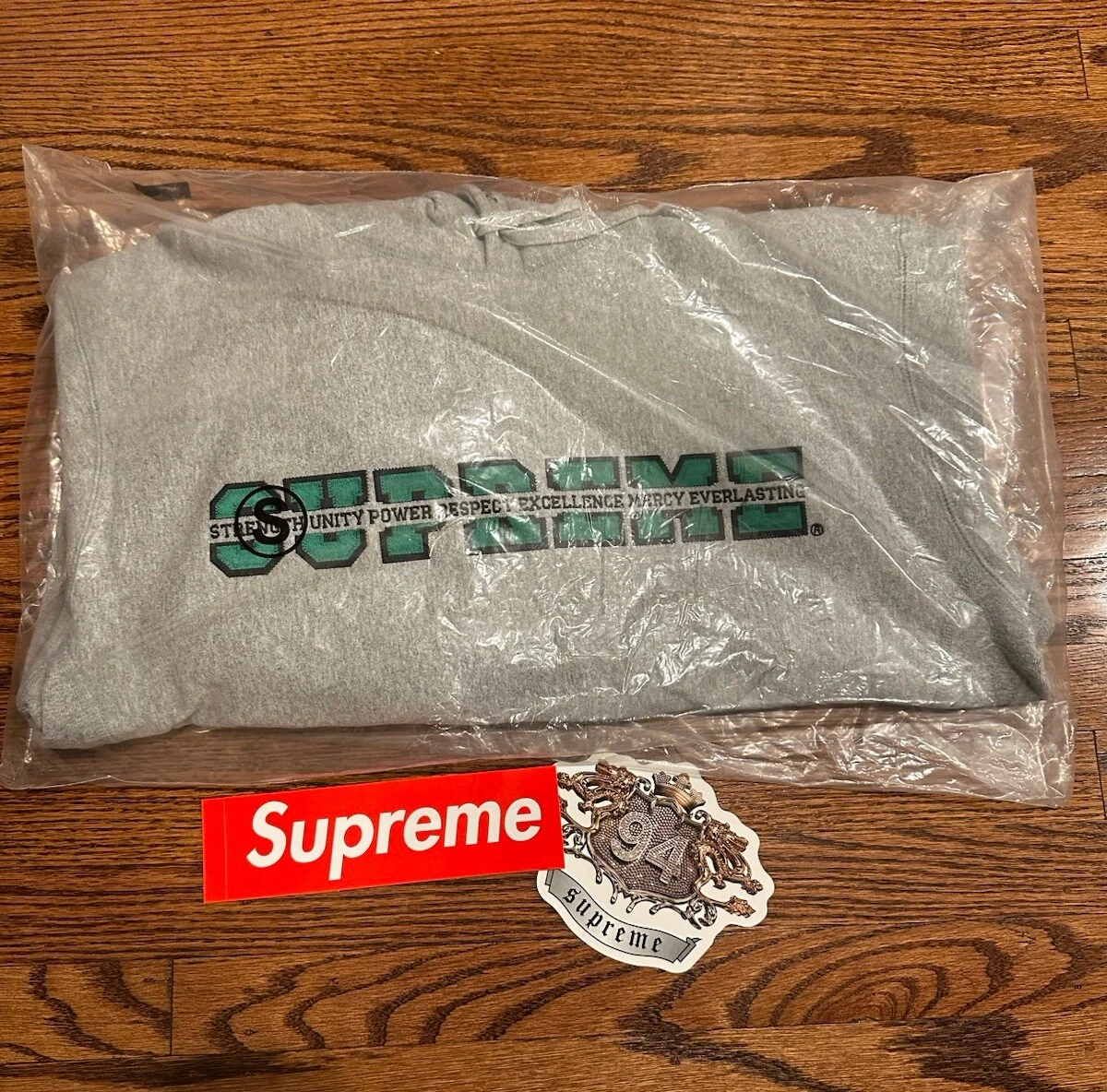 Sweat à capuche Supreme Collegiate Acronyme Gris Vert Taille S FW24 NEUF